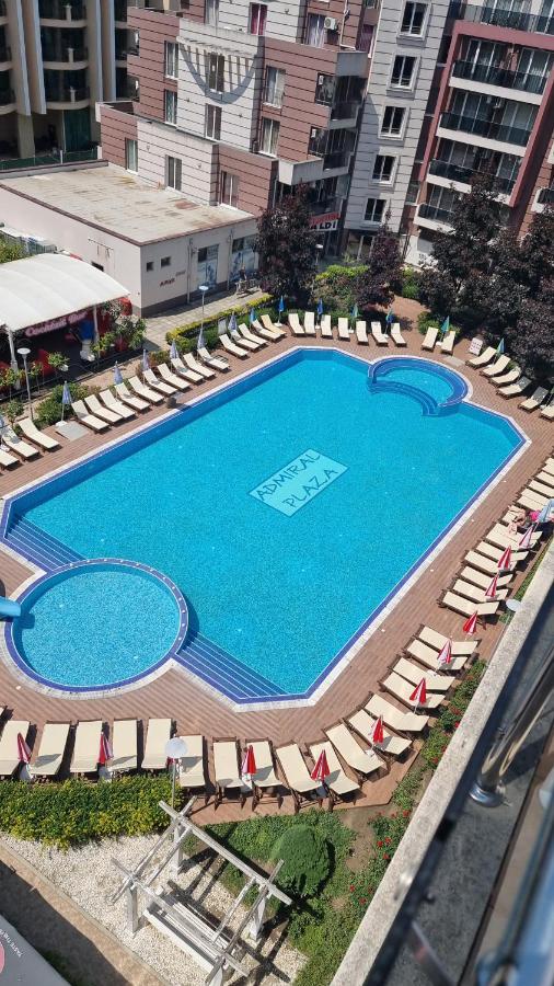 דירות סאני ביץ' Deluxe Admiral Plaza מראה חיצוני תמונה